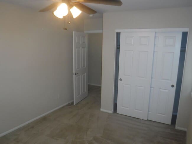 Building Photo - SPACIOUS 4 BEDROOM HOME WITH 2.5 BATHS, 2 ...