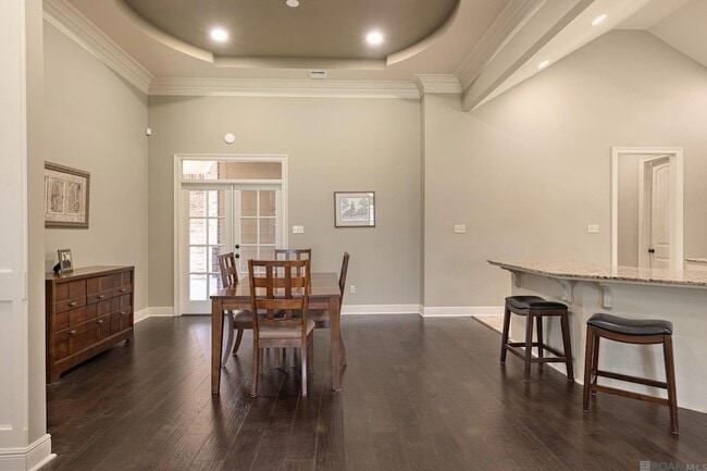 Building Photo - 100 Flora Springs Dr