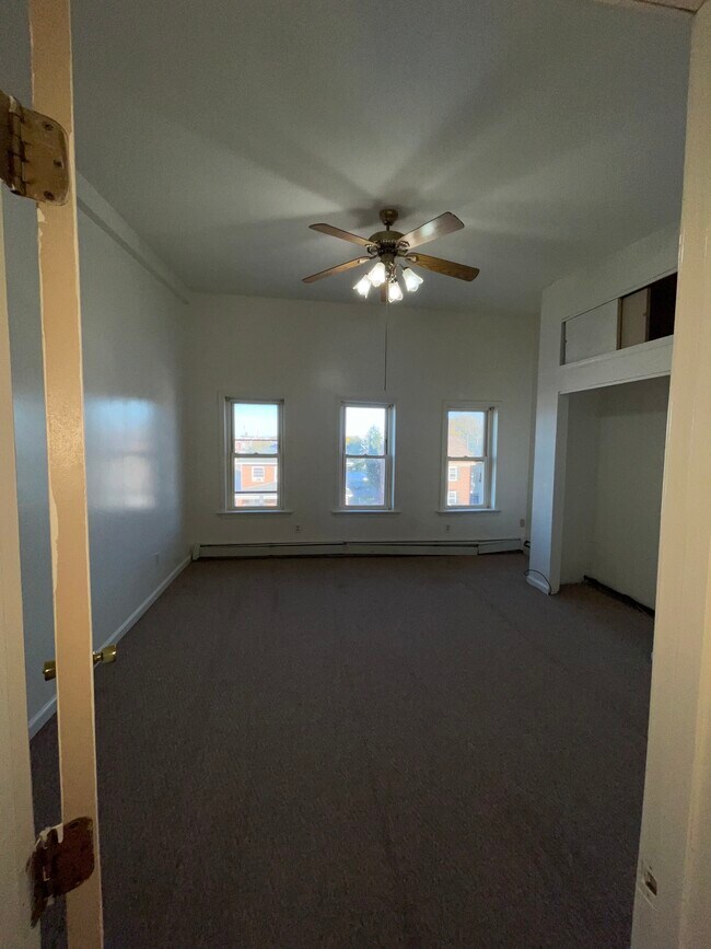 Building Photo - 22 N Highland Ave