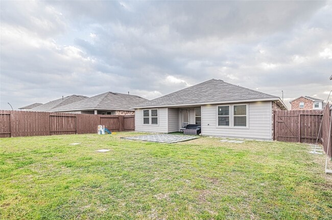 Building Photo - 5110 Hedgerose Ln