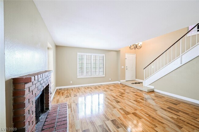 Building Photo - 109 Elegante Way