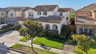 Building Photo - 2070 Katnich Ln