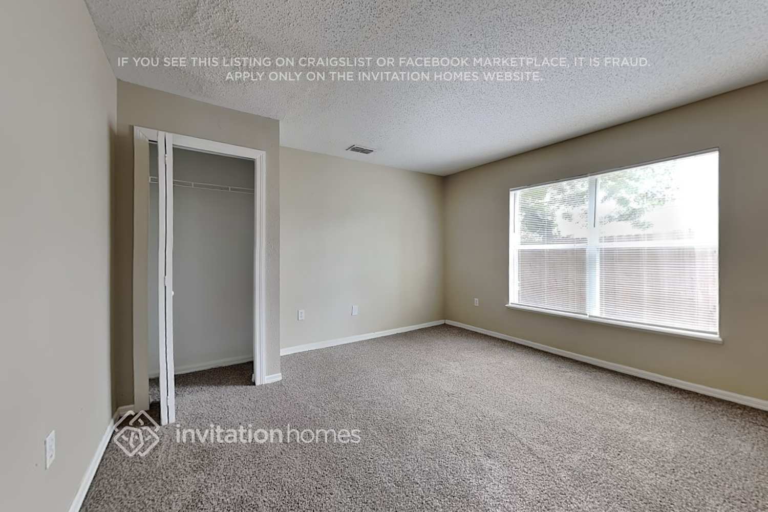 Building Photo - 1701 Alhambra Crest Dr