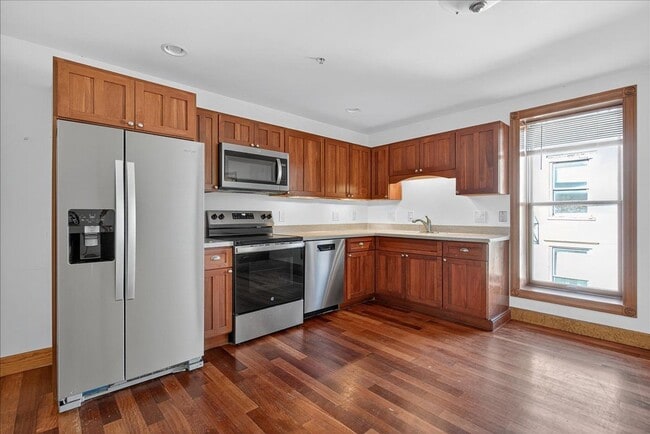 Building Photo - 432 Broadway