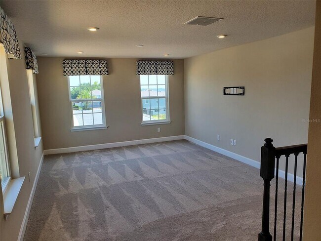 Building Photo - 3444 Grassy Lake View Ave