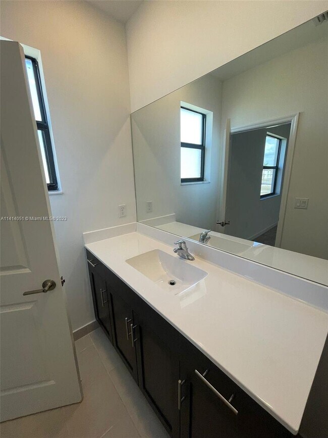 Building Photo - 11845 SW 245 Ter