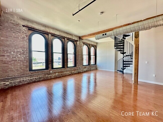 Building Photo - 1223 Union Ave