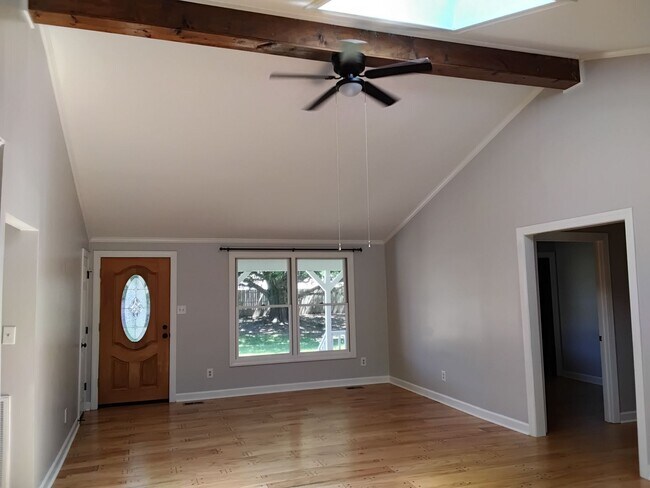 Building Photo - 4331 NC-24