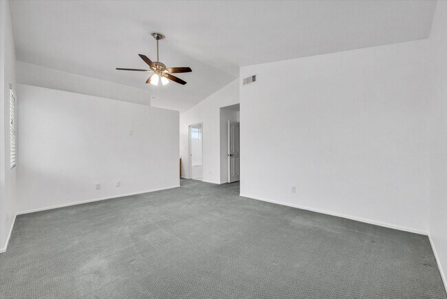 Building Photo - 1070 Cannon Rd