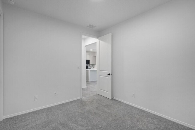 Building Photo - Coming Soon! | Modern | 3Bed/2Bath | Desirable Rio Rancho | Pets Welcome
