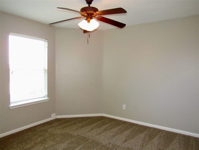 Building Photo - 21519 Ivory Gate Ln
