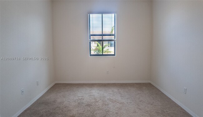 Building Photo - 1042 NW 33rd St