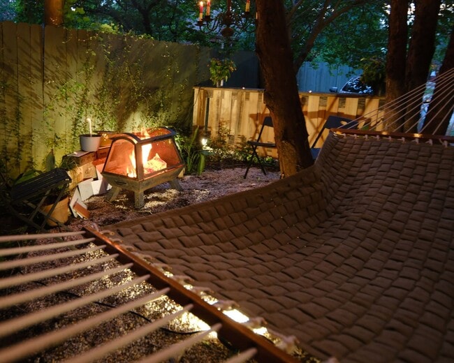 Building Photo - 414B Laurens Street NW