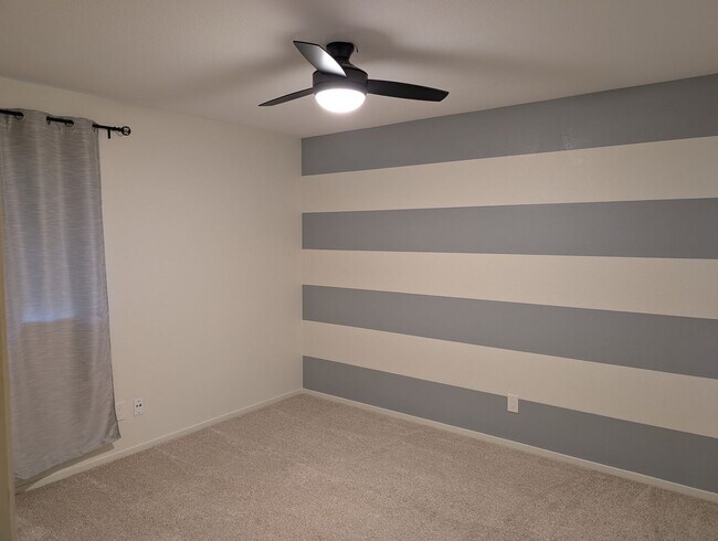 Building Photo - Cute and updated Clovis home offering wonderful amenities, good size lot, a bid backyard + potent...