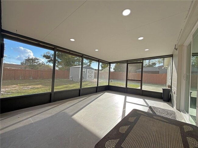 Building Photo - 1384 Valhalla St