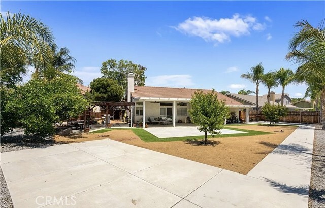 Building Photo - 1820 Rosemont Cir