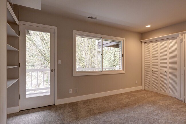 Building Photo - Where Architecture Meets Nature – Private Mercer Island Gem