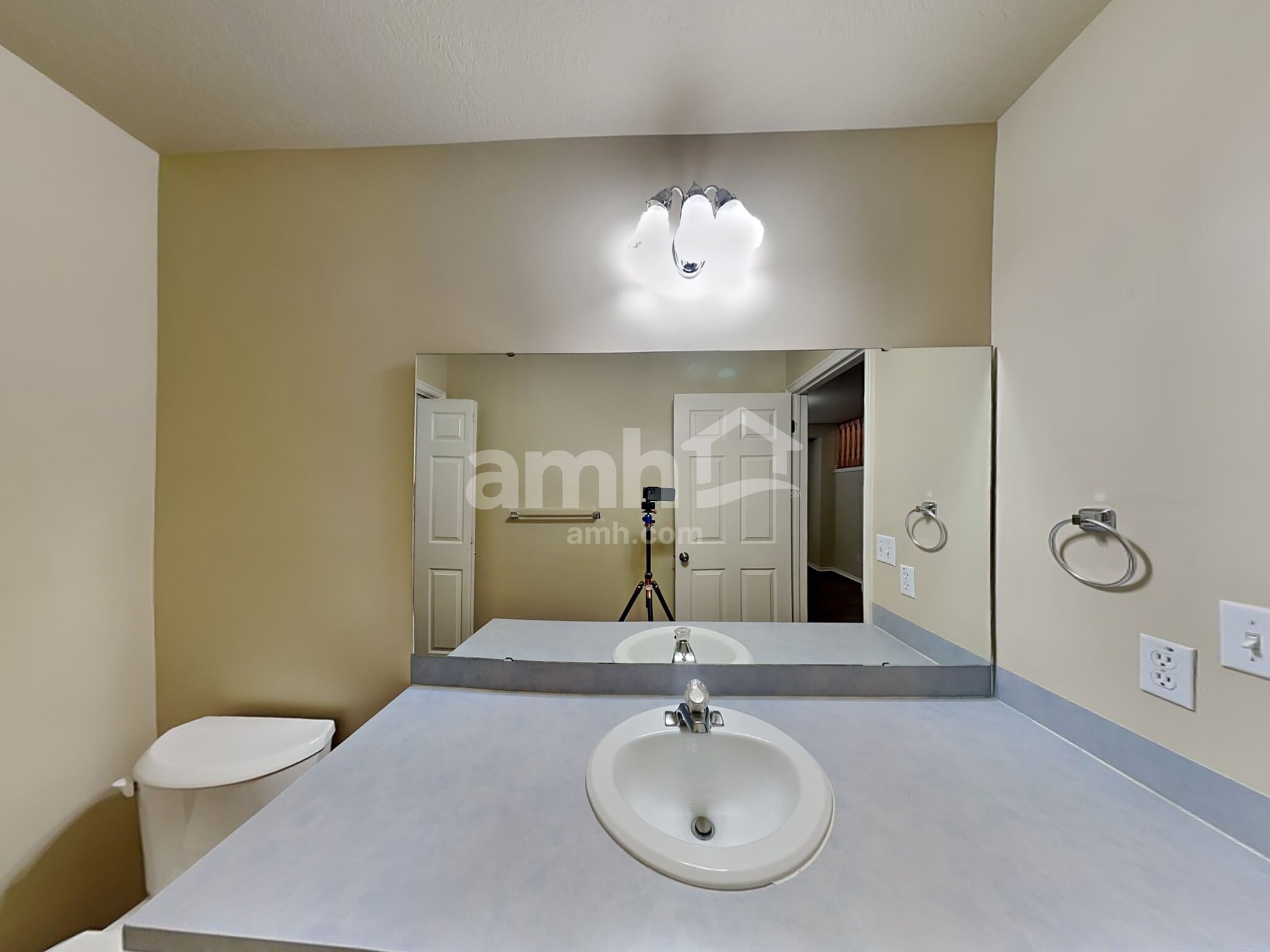 Building Photo - 3024 W 4450 S