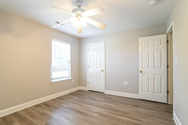 Building Photo - 4022 Linville Falls Ln