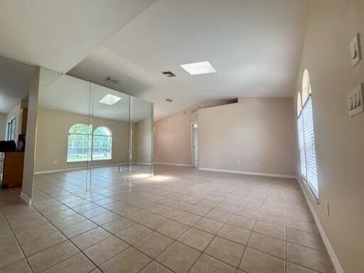 Building Photo - 2341 SW Lawford St
