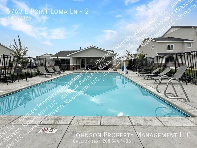 Building Photo - 5760 E Point Loma Ln