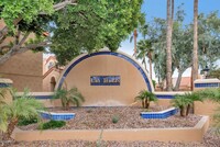 Building Photo - 5640 E Bell Rd