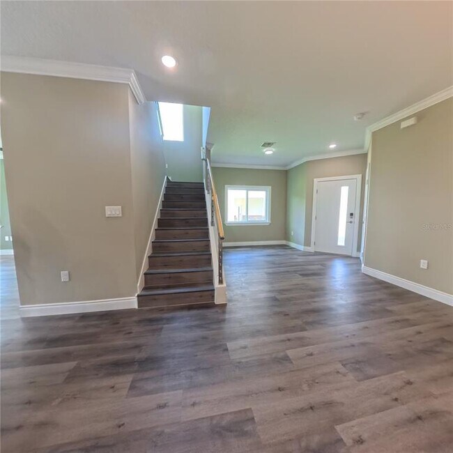 Building Photo - 1835 Brentwood Ct