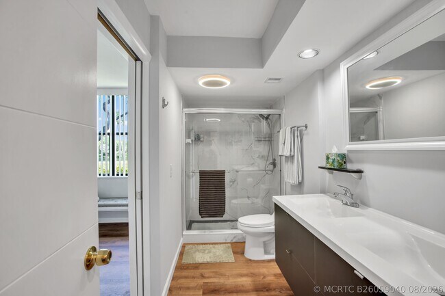 Building Photo - 955 Egret Cir