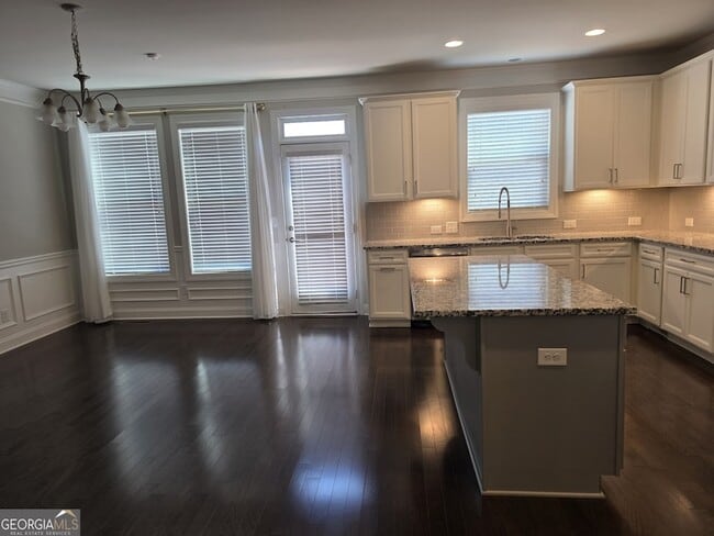 Building Photo - 4158 Butler Dr