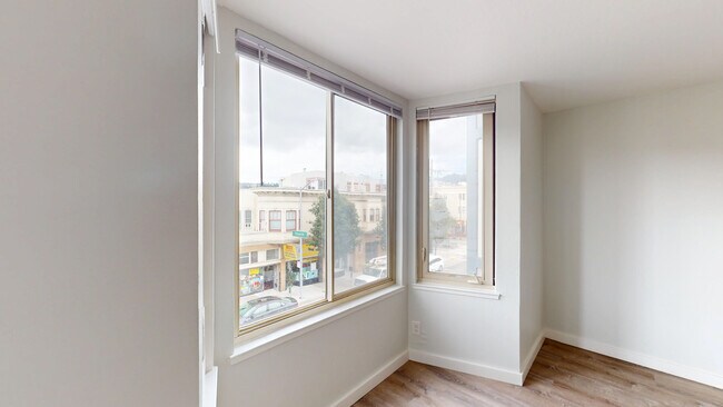 Building Photo - 3770 24th St