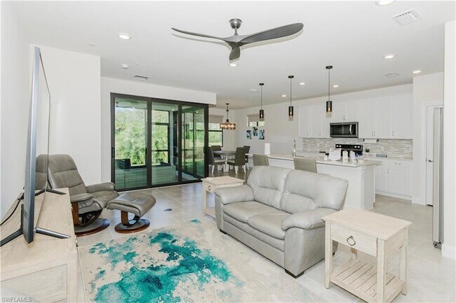 Building Photo - 5697 Mayflower Way