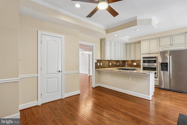 Building Photo - 417 Winding Rose Dr