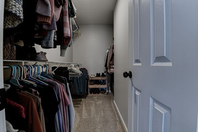 Building Photo - 4 BR/Loft near Simpsonville!  Lawn Maintenance included! Amenities & Close to Shopping & Restaurants