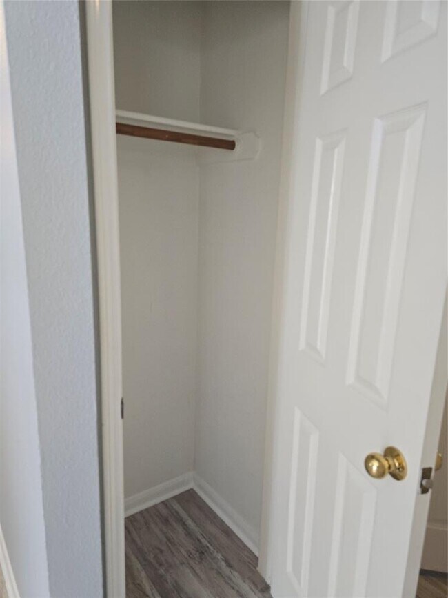 Building Photo - 4911 Edenbourgh Ln