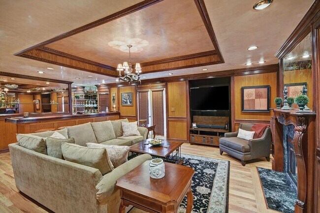 Building Photo - STUNNING LUXURY HOME WITH GORGEOUS SETTING IN WONDERFUL ORINDA!