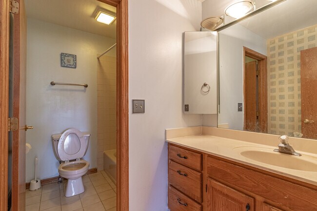 Building Photo - 1151 Harmon Blvd