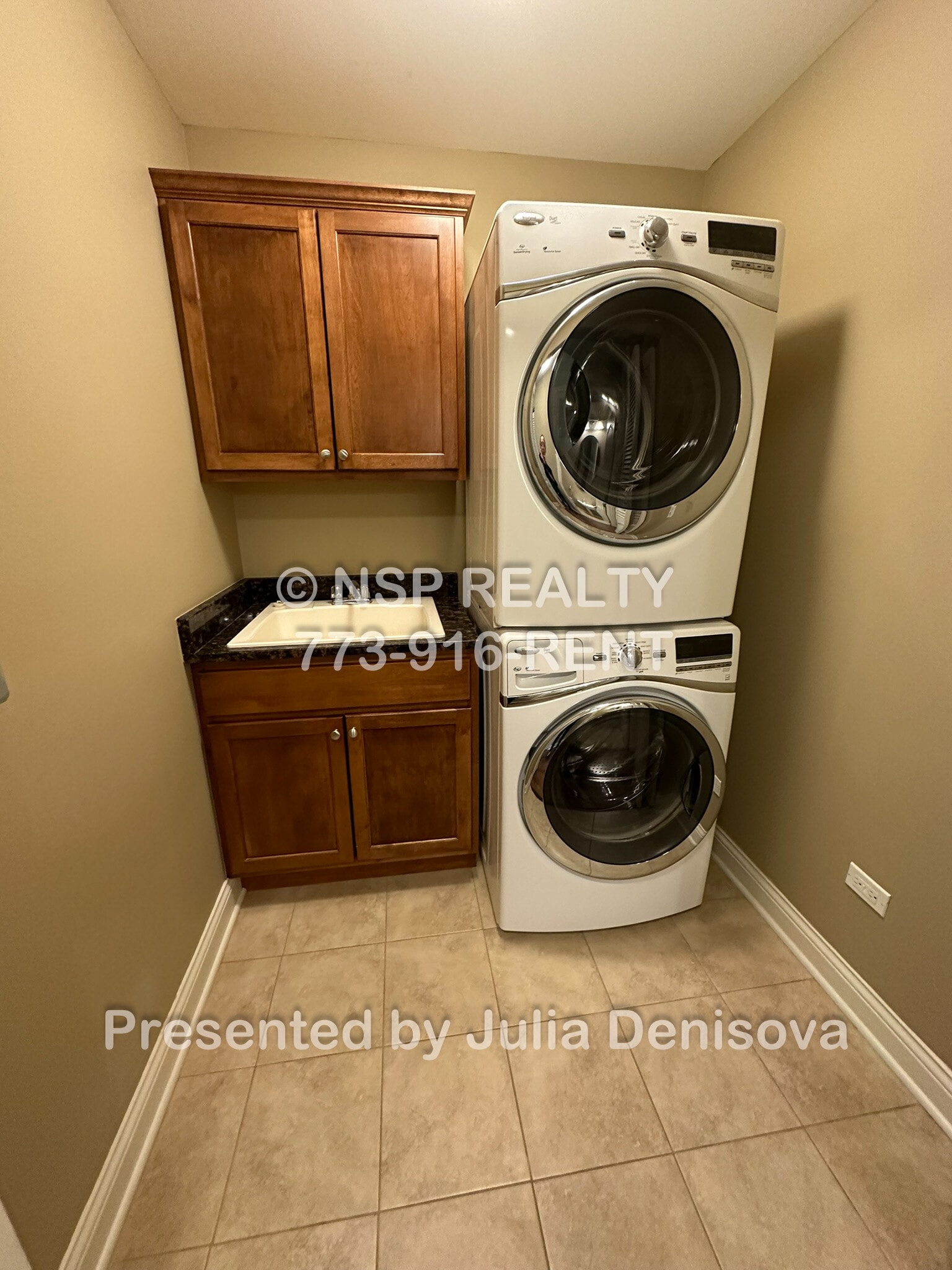 Building Photo - 1 Itasca Pl