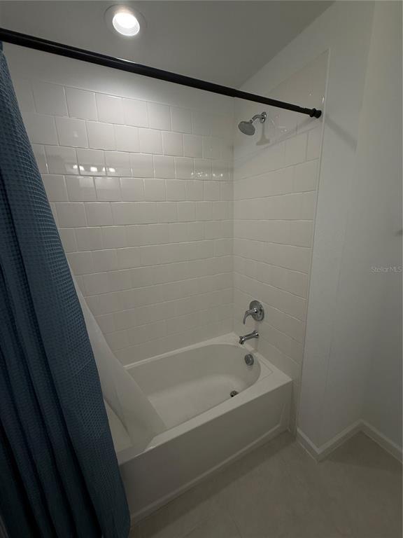 Building Photo - 2508 Cedar Rose St