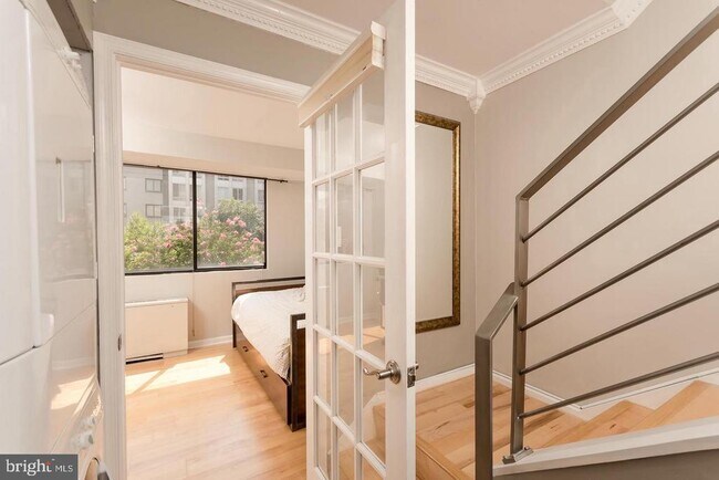 Building Photo - 1245 13th St NW