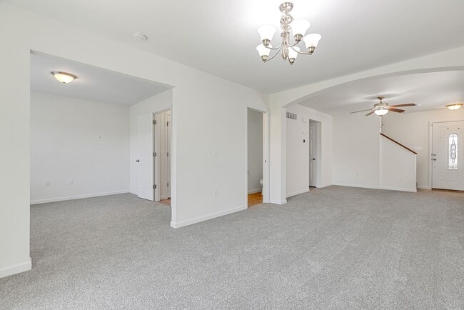 Building Photo - COMING SOON Spacious 4-Bedroom Condo for Rent – Prime Location!