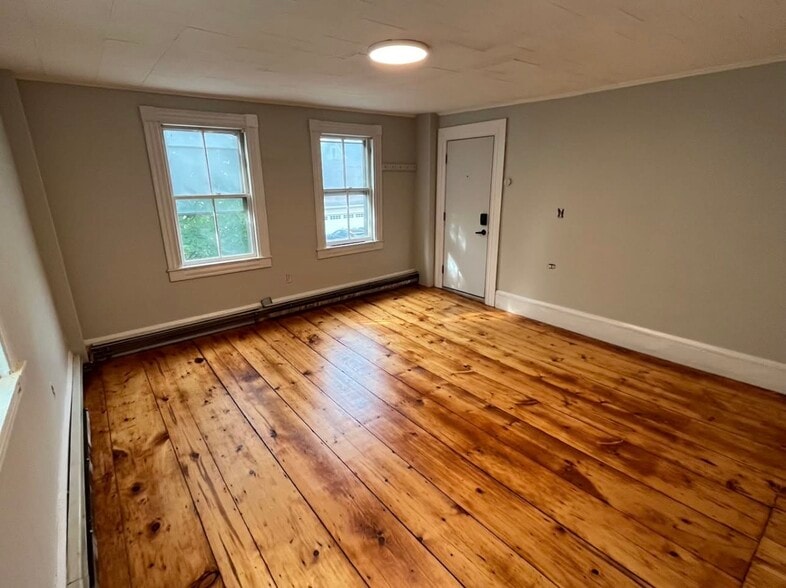 Living Room - 171 Austin St