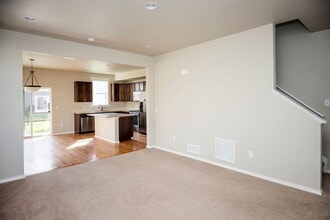 Building Photo - Spacious 3 Bedroom Single-Family Home with Modern Features