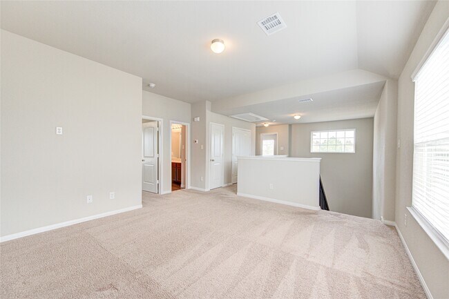 Building Photo - 3707 W Alessano Ln