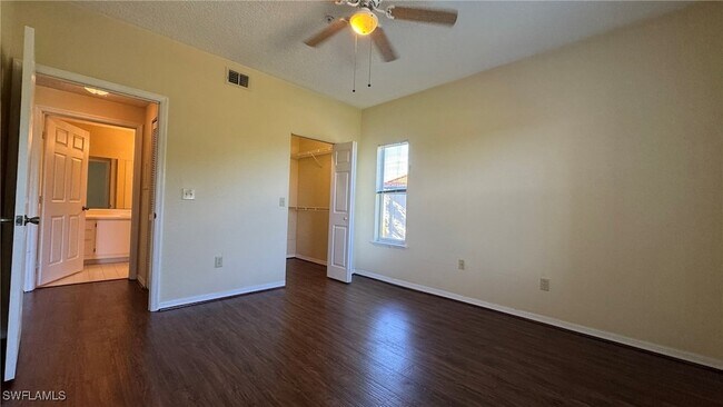 Building Photo - 11490 Villa Grand