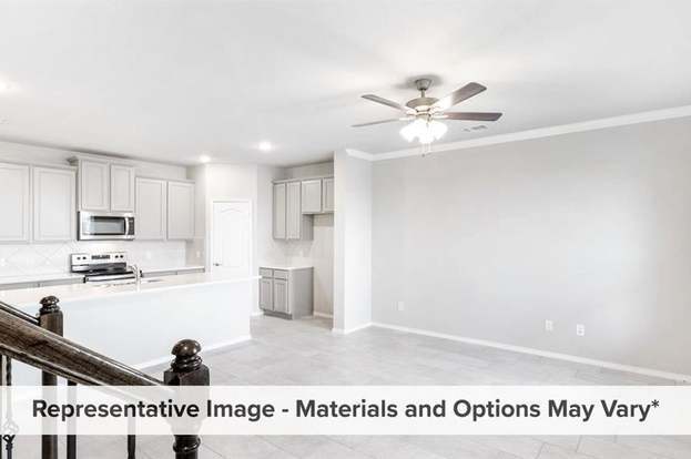 Building Photo - 2221 Greystone Dr