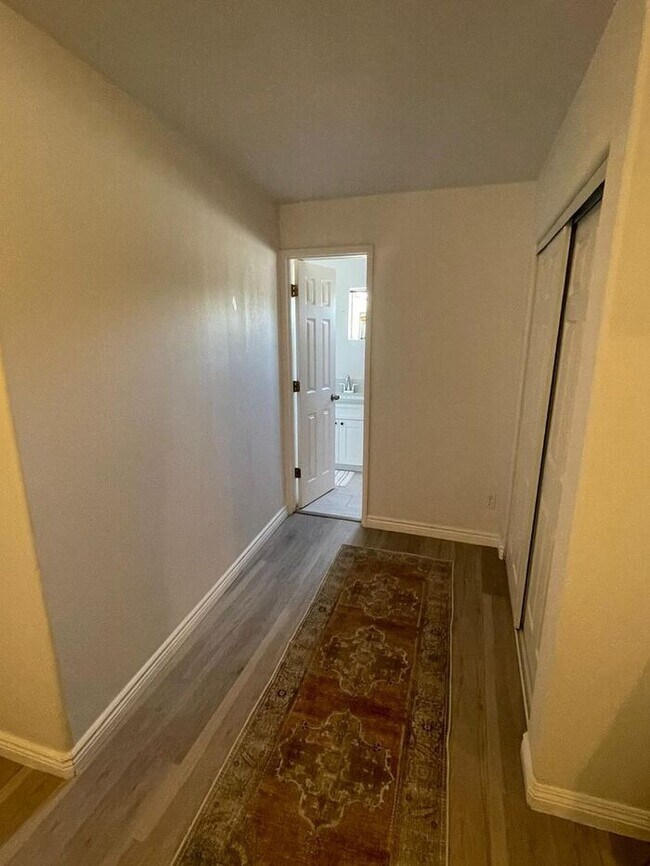 Building Photo - Fully Furnished House for Rent at 10953 Ca...