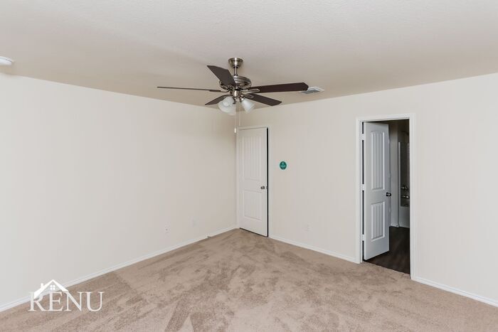 Building Photo - 4210 Cicada Ct