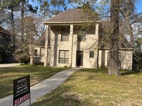 Building Photo - 2023 Lake Hills Dr