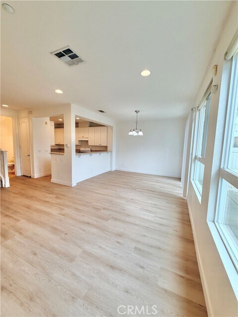 Building Photo - 7161 East Ave