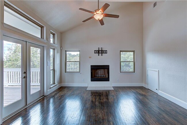 Building Photo - 19300 Crosswind Cir